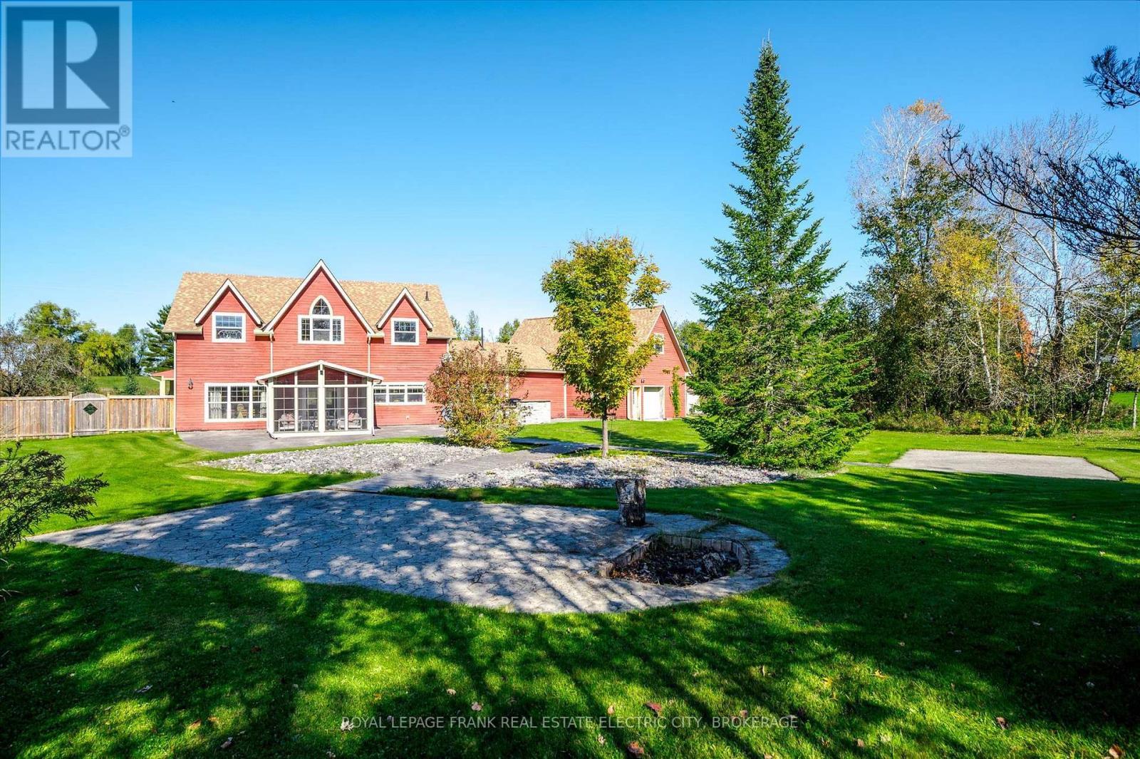 












369 DOUGLAS ROAD

,
Douro-Dummer,




Ontario
K0L3A0

