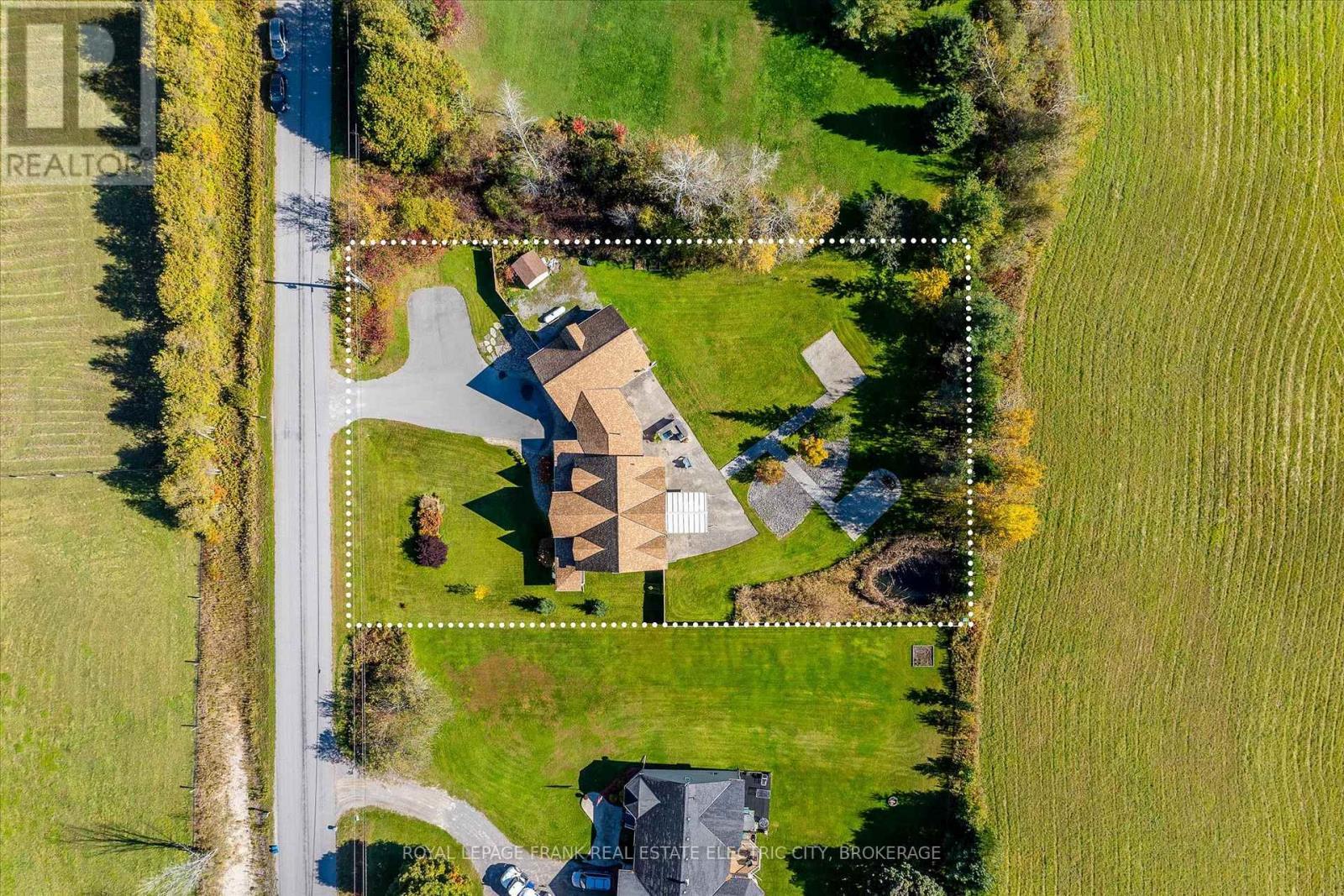 












369 DOUGLAS ROAD

,
Douro-Dummer,




Ontario
K0L3A0

