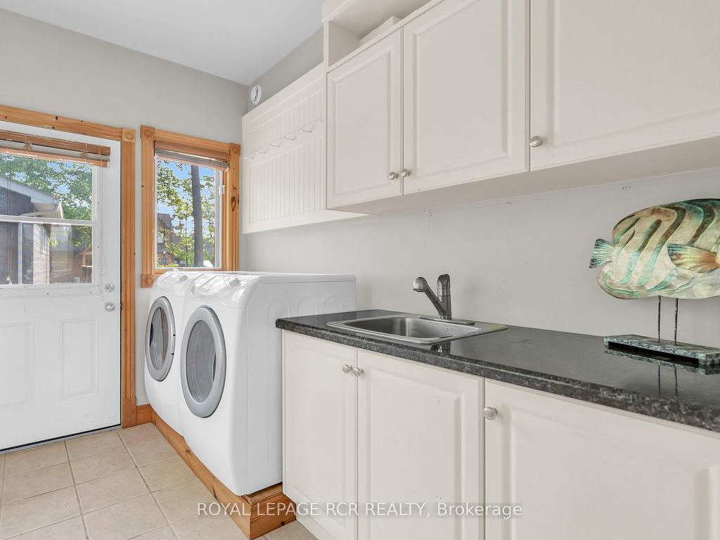 









1754


Pappy Gill

Lane,
Severn,




ON
L0K 1E0

