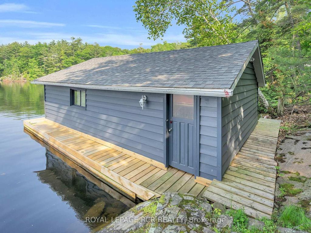 









1754


Pappy Gill

Lane,
Severn,




ON
L0K 1E0

