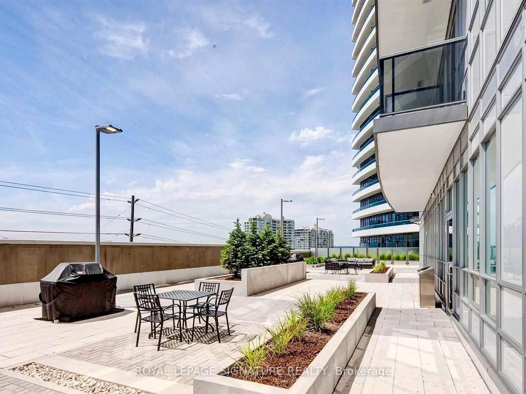 









7165


Yonge

Street, 110,
Markham,




ON
L3T 0C9

