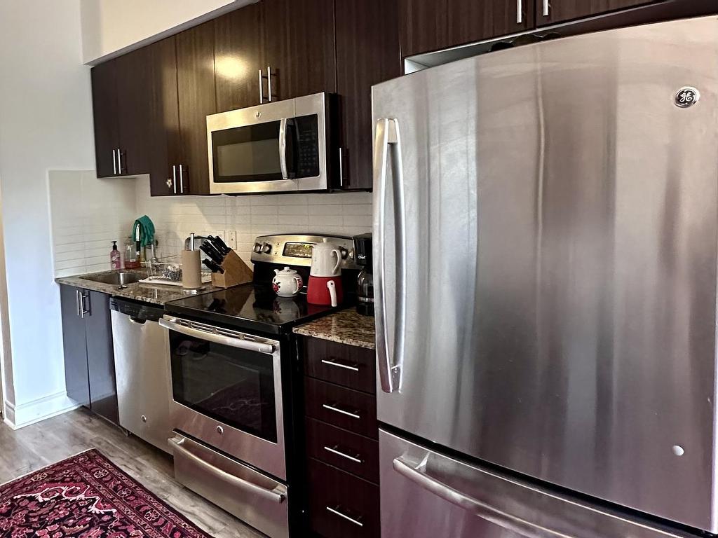 









7165


Yonge

Street, 110,
Markham,




ON
L3T 0C9

