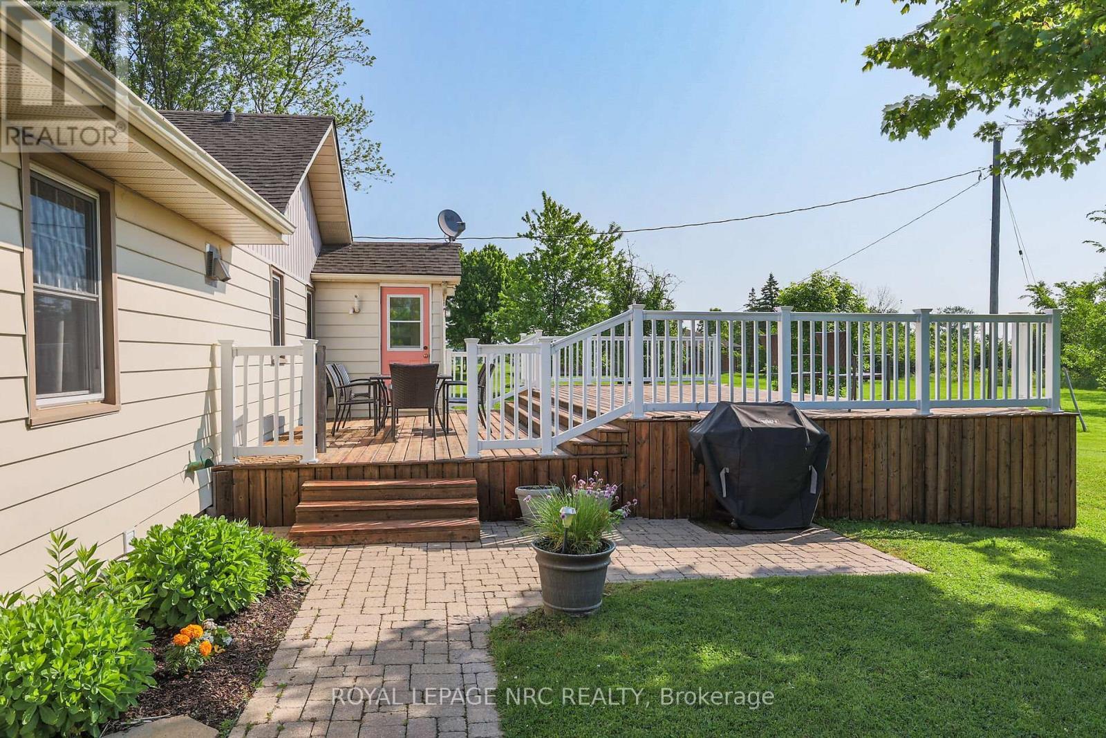 












410 CAIRNS CRESCENT

,
Fort Erie (Bowen),




Ontario
L2A5M4

