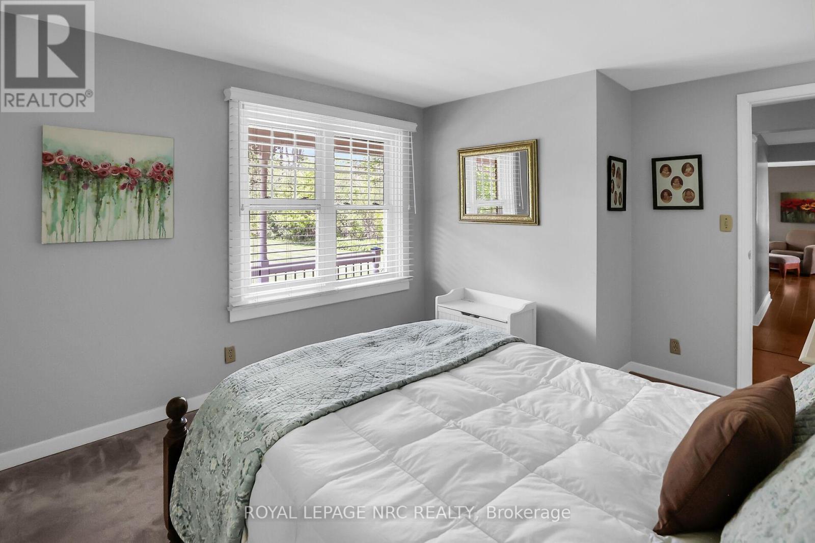 












410 CAIRNS CRESCENT

,
Fort Erie (Bowen),




Ontario
L2A5M4

