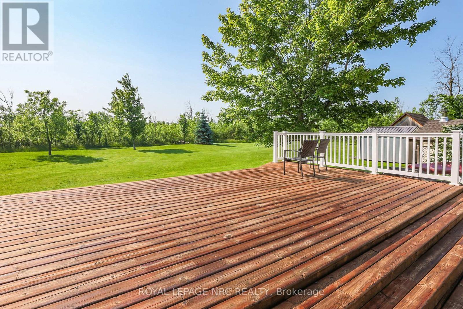 












410 CAIRNS CRESCENT

,
Fort Erie (Bowen),




Ontario
L2A5M4

