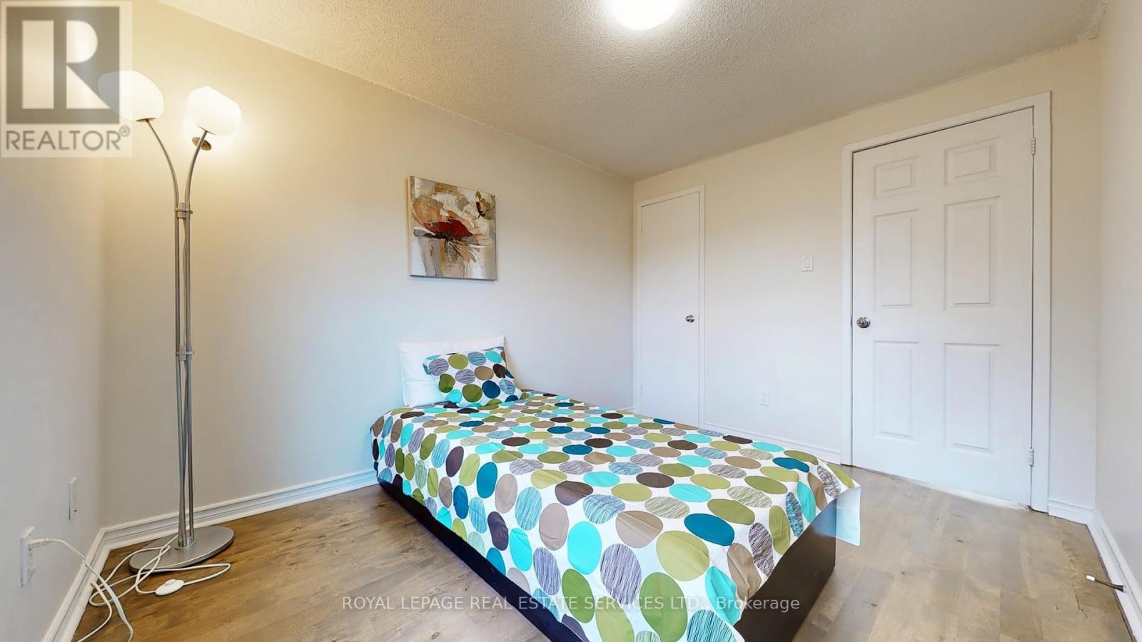 












42 - 4111 ARBOUR GREEN DRIVE

,
Mississauga,




Ontario
L5L2Z2

