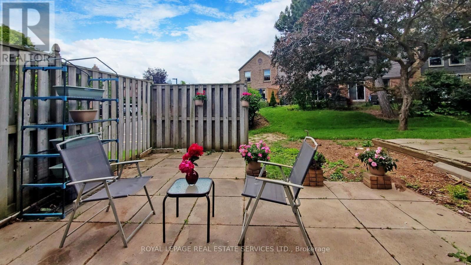 












42 - 4111 ARBOUR GREEN DRIVE

,
Mississauga,




Ontario
L5L2Z2

