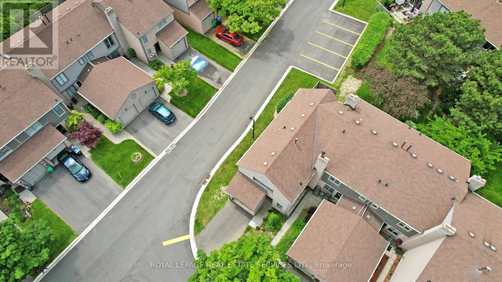 












42 - 4111 ARBOUR GREEN DRIVE

,
Mississauga,




Ontario
L5L2Z2

