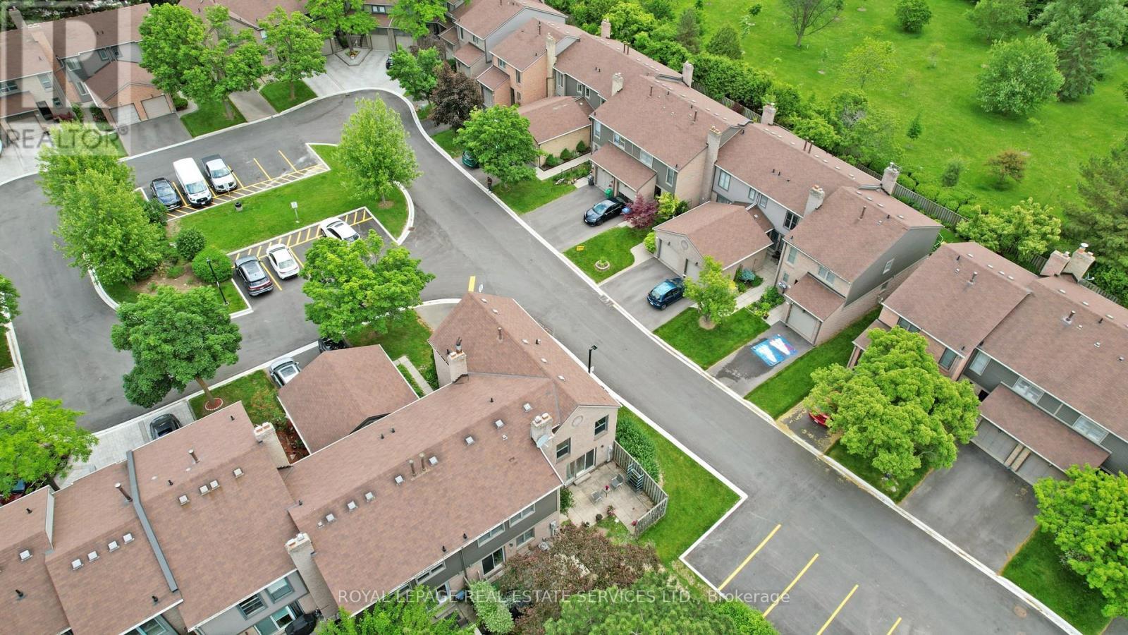 












42 - 4111 ARBOUR GREEN DRIVE

,
Mississauga,




Ontario
L5L2Z2

