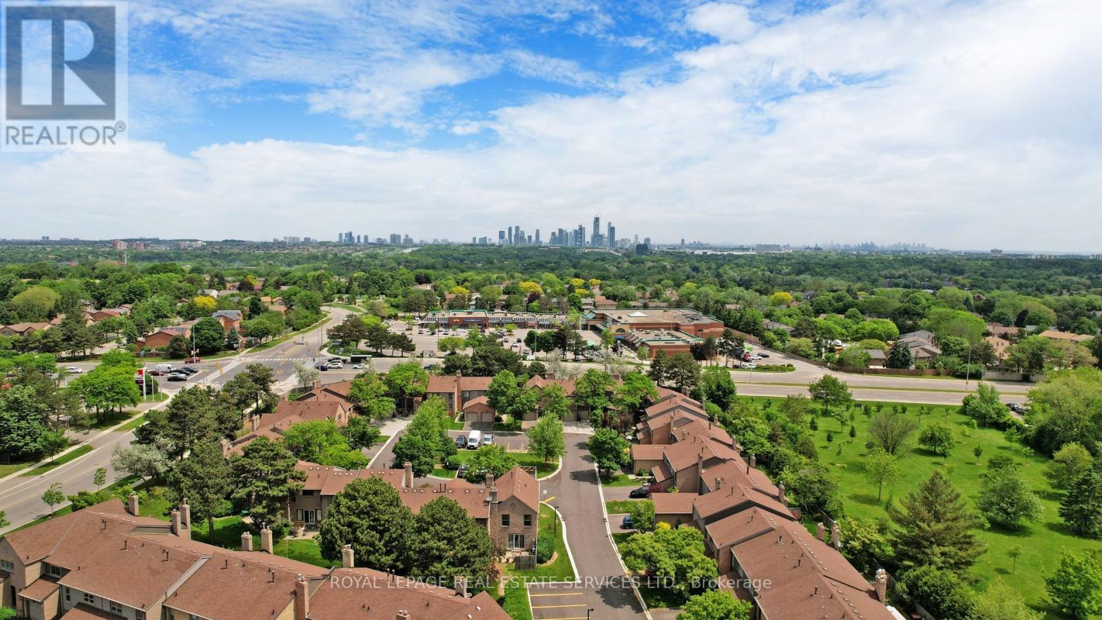 












42 - 4111 ARBOUR GREEN DRIVE

,
Mississauga,




Ontario
L5L2Z2

