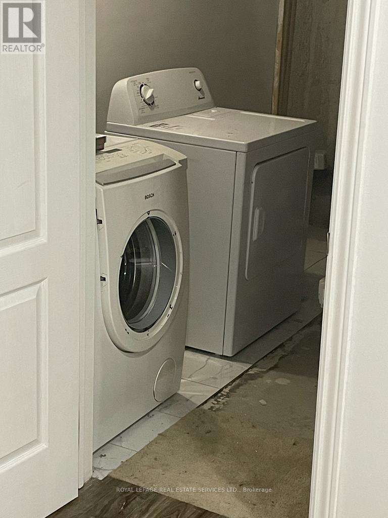 












BASEMENT - 16 LITTLE BRITAIN CRESCENT

,
Brampton,




Ontario
L6Y6A9

