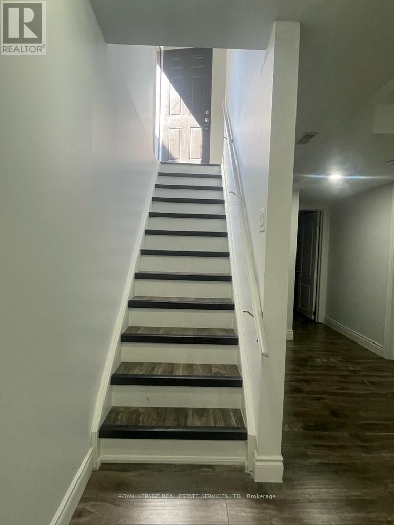 












BASEMENT - 16 LITTLE BRITAIN CRESCENT

,
Brampton,




Ontario
L6Y6A9

