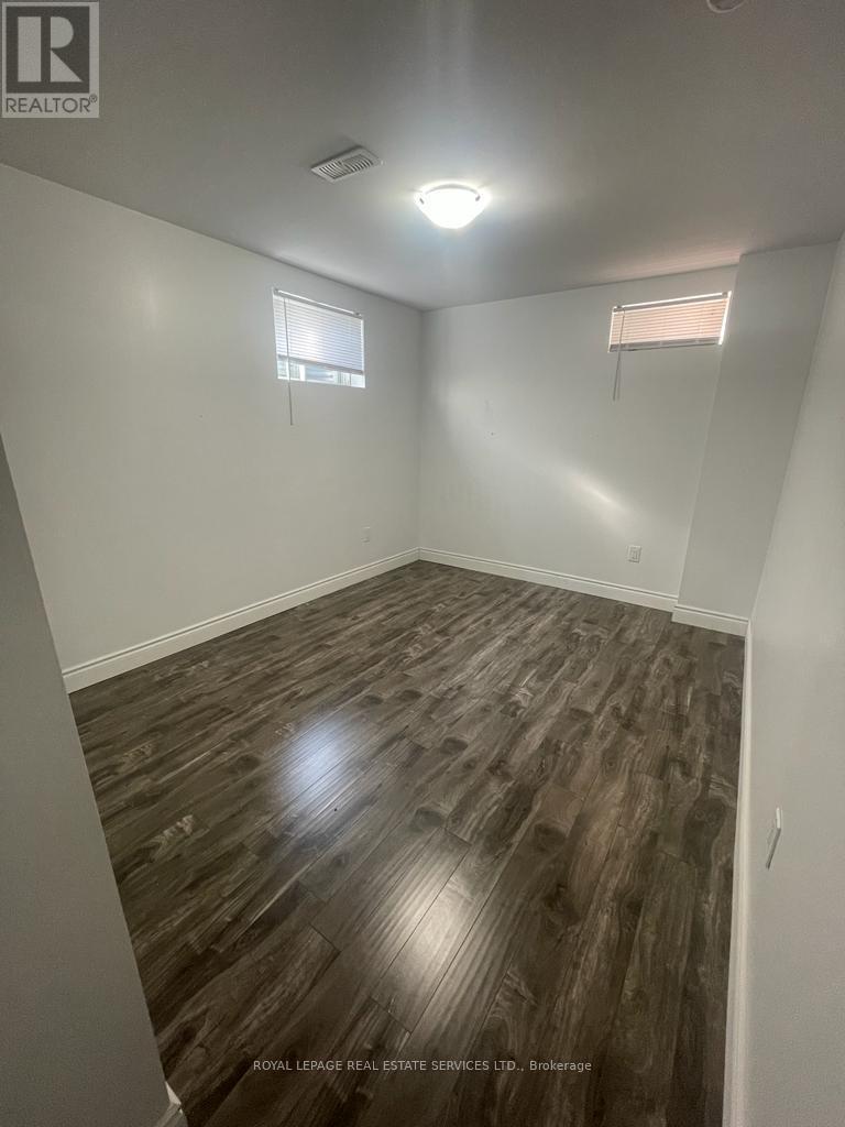 












BASEMENT - 16 LITTLE BRITAIN CRESCENT

,
Brampton,




Ontario
L6Y6A9

