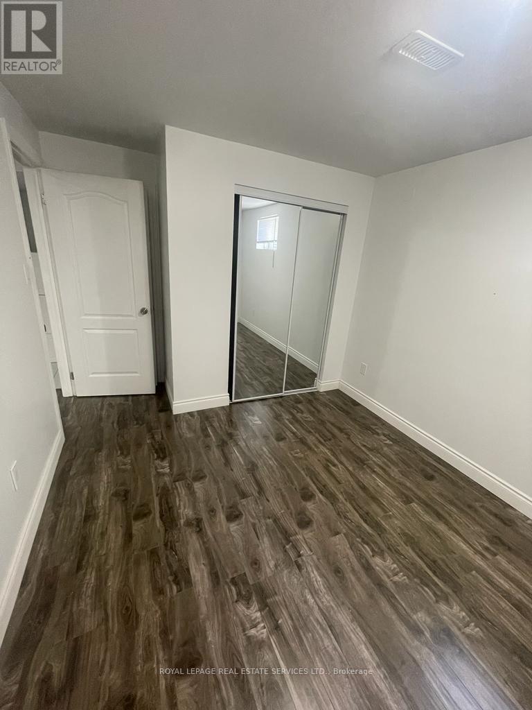 












BASEMENT - 16 LITTLE BRITAIN CRESCENT

,
Brampton,




Ontario
L6Y6A9

