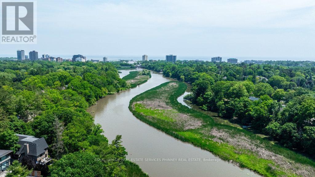 












1587 STAVEBANK LOT B ROAD

,
Mississauga,







Ontario
L5G2V6

