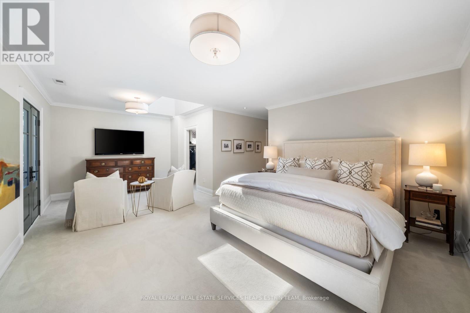 












289 HEATH STREET E

,
Toronto,




Ontario
M4T1T3

