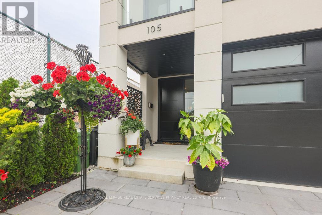 












105 TENTH STREET

,
Toronto,




Ontario
M8V3E9

