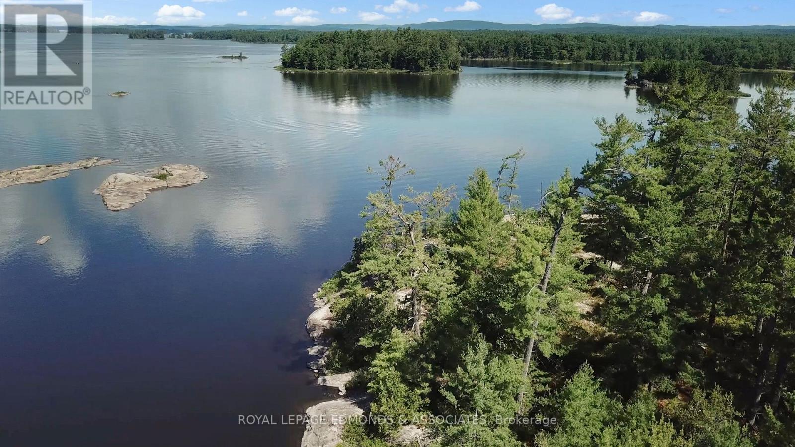 












00 RANDOLPH

,
Petawawa,







Ontario
K8H1Z1

