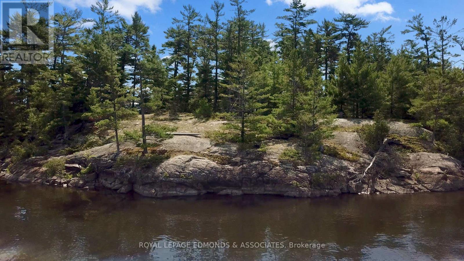 












00 RANDOLPH

,
Petawawa,







Ontario
K8H1Z1

