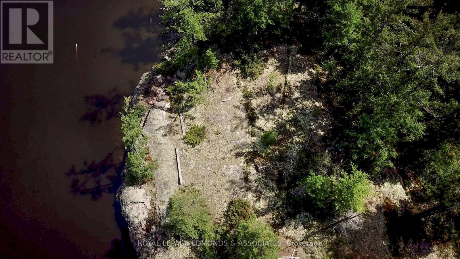 












00 RANDOLPH

,
Petawawa,







Ontario
K8H1Z1

