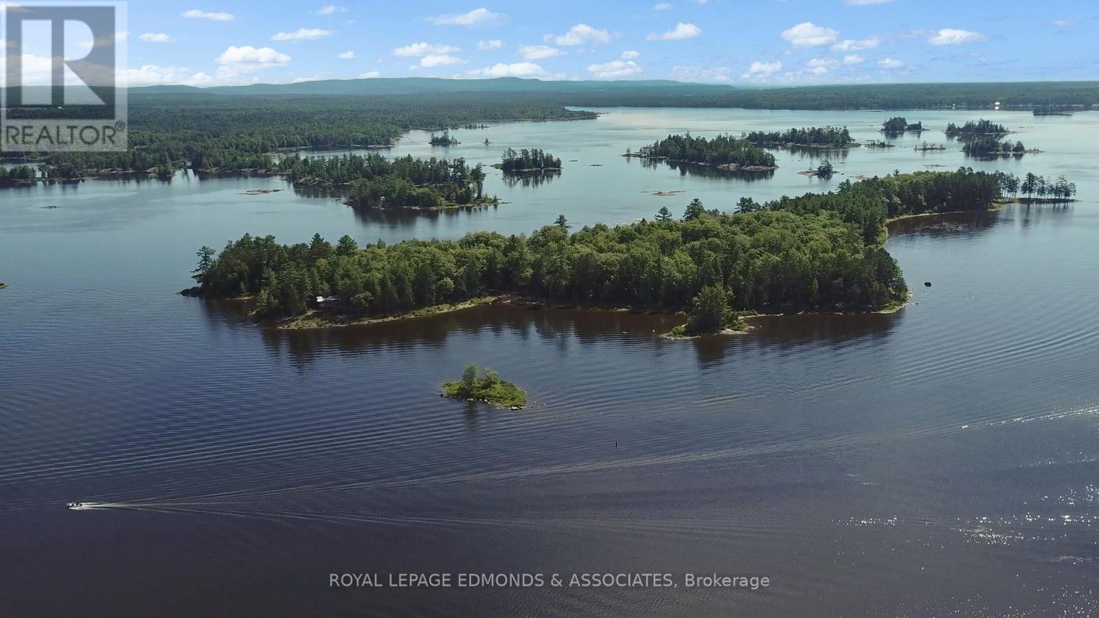 












00 RANDOLPH

,
Petawawa,







Ontario
K8H1Z1

