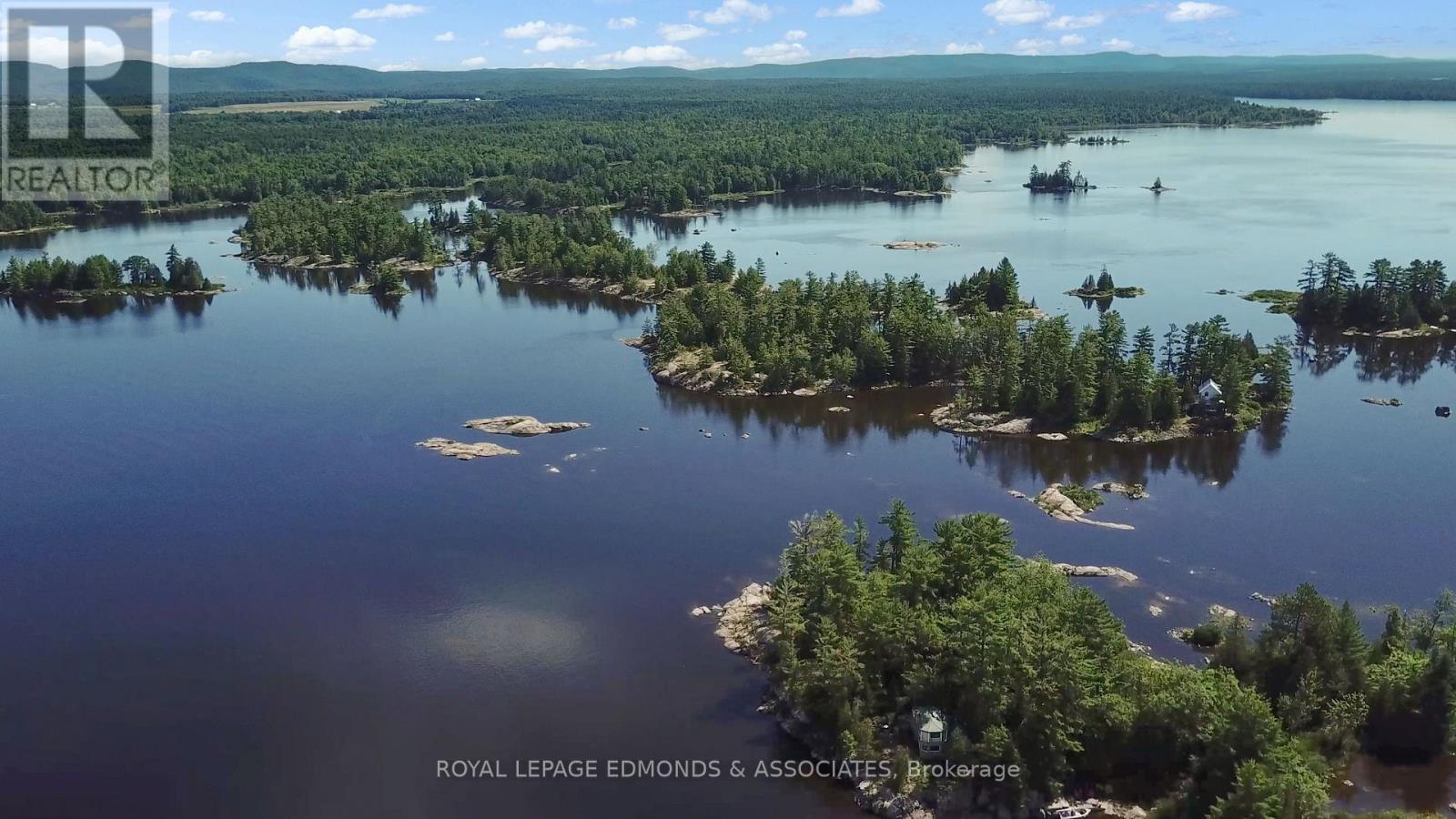 












00 RANDOLPH

,
Petawawa,







Ontario
K8H1Z1

