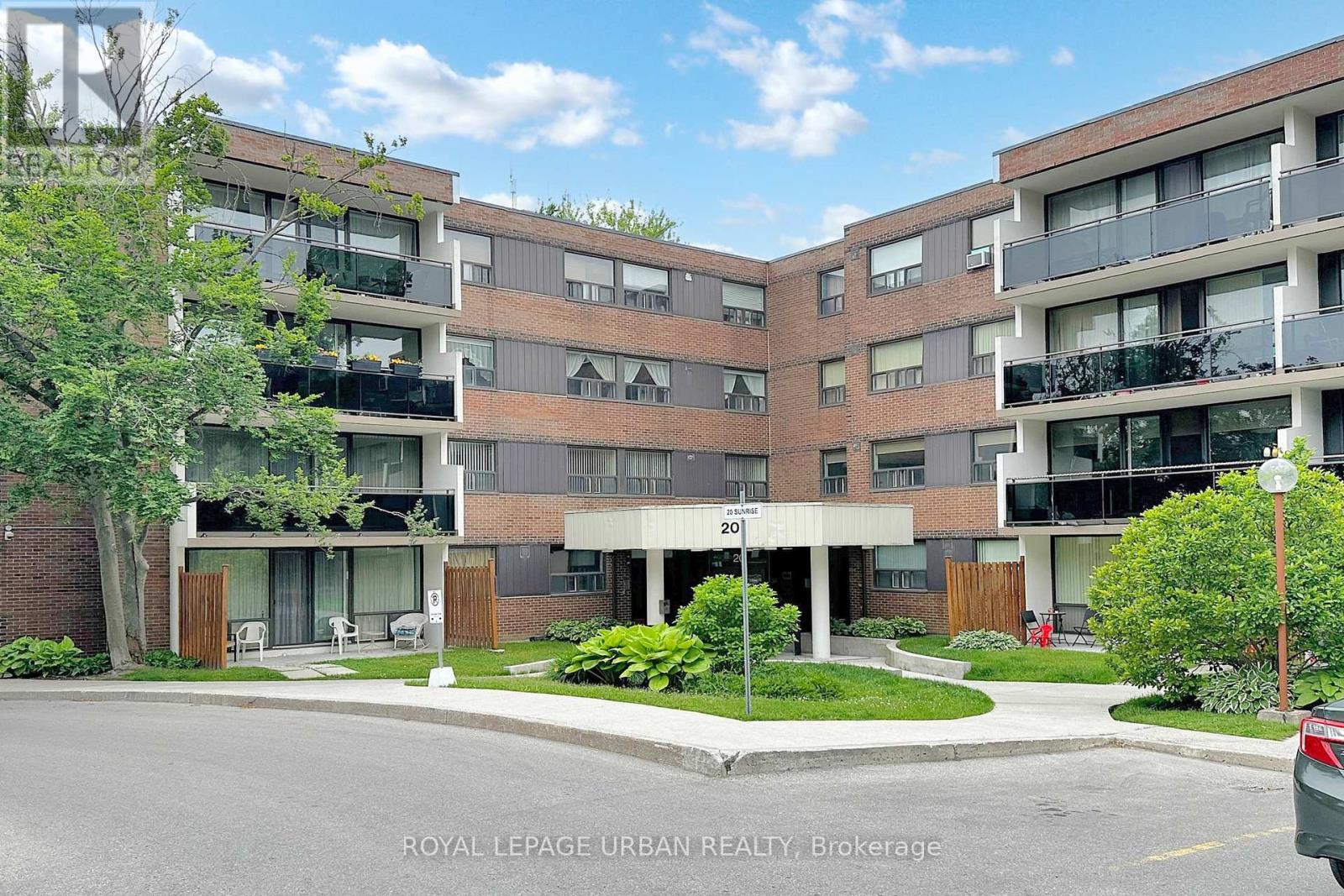 












102 - 20 SUNRISE AVENUE

,
Toronto,




Ontario
M4A2R2

