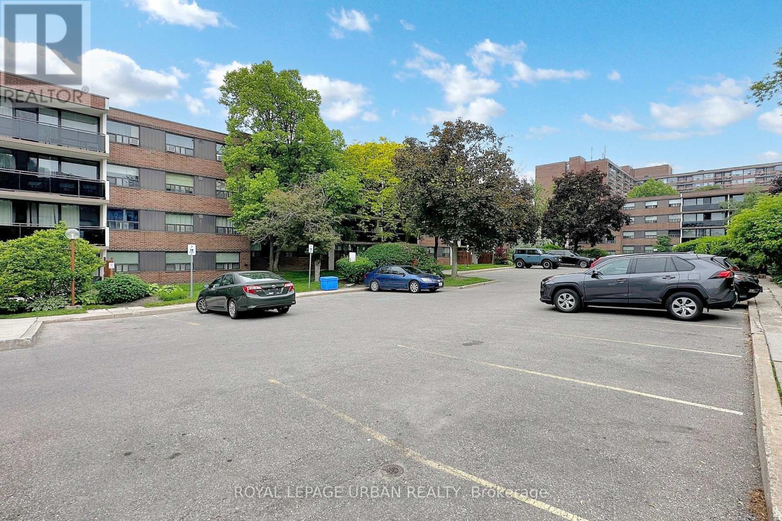 












102 - 20 SUNRISE AVENUE

,
Toronto,




Ontario
M4A2R2

