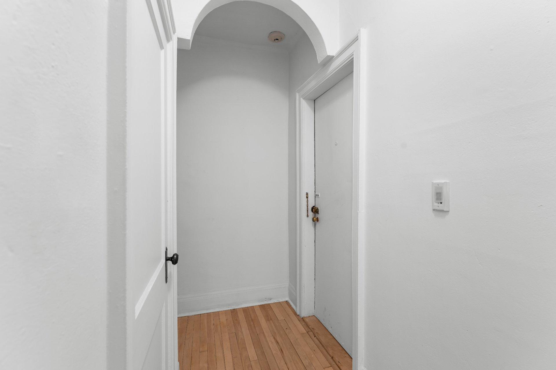 









644


Rue Prospect

, 2A,
Sherbrooke (Les Nations),




QC
J1H1A8

