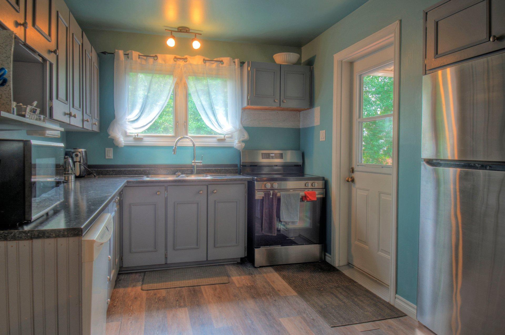 









9


Rue de Louisbourg

,
Gatineau (Aylmer),




QC
J9H2M9

