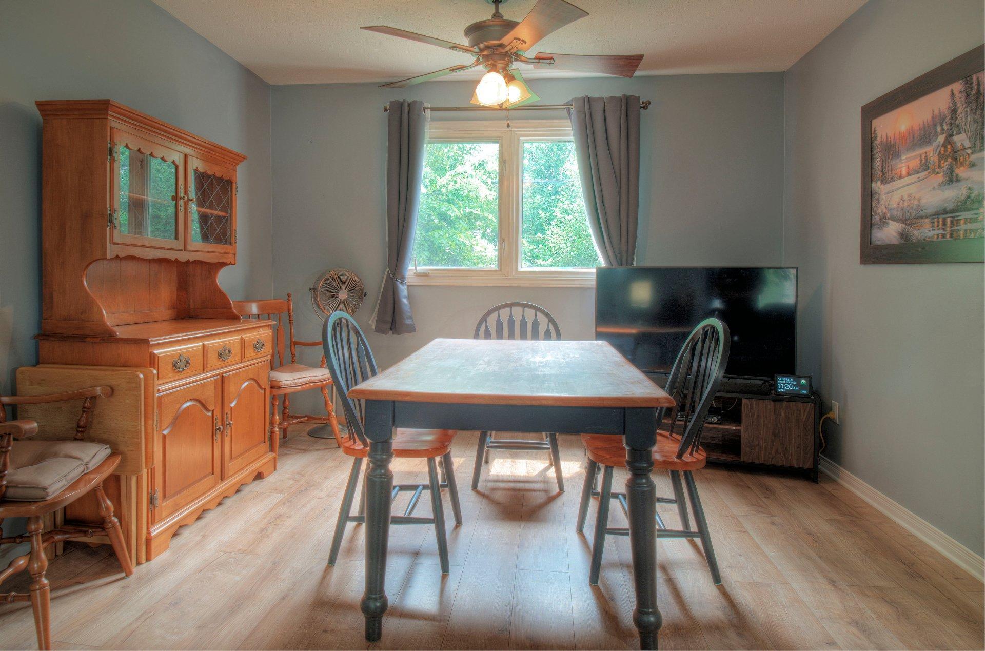 









9


Rue de Louisbourg

,
Gatineau (Aylmer),




QC
J9H2M9

