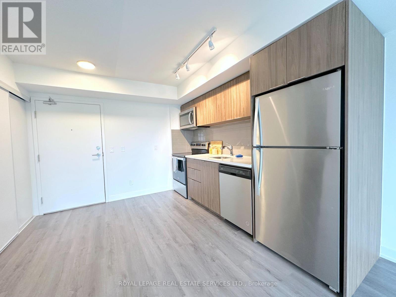 












1103 - 1225 YORK MILLS ROAD

,
Toronto,




Ontario
M3A1Y4

