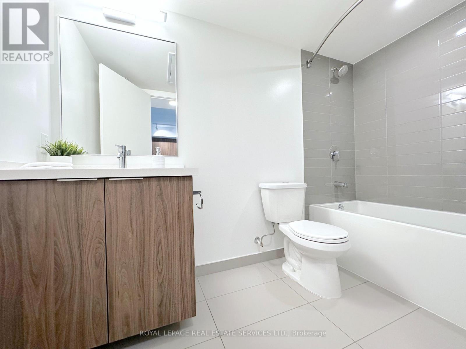 












1103 - 1225 YORK MILLS ROAD

,
Toronto,




Ontario
M3A1Y4

