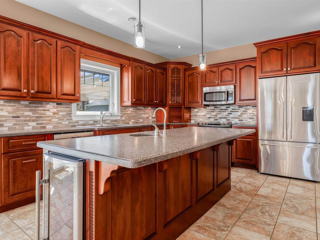 












5929 St Peters Road

,
St. Peter's,




PE
C0A 2A0

