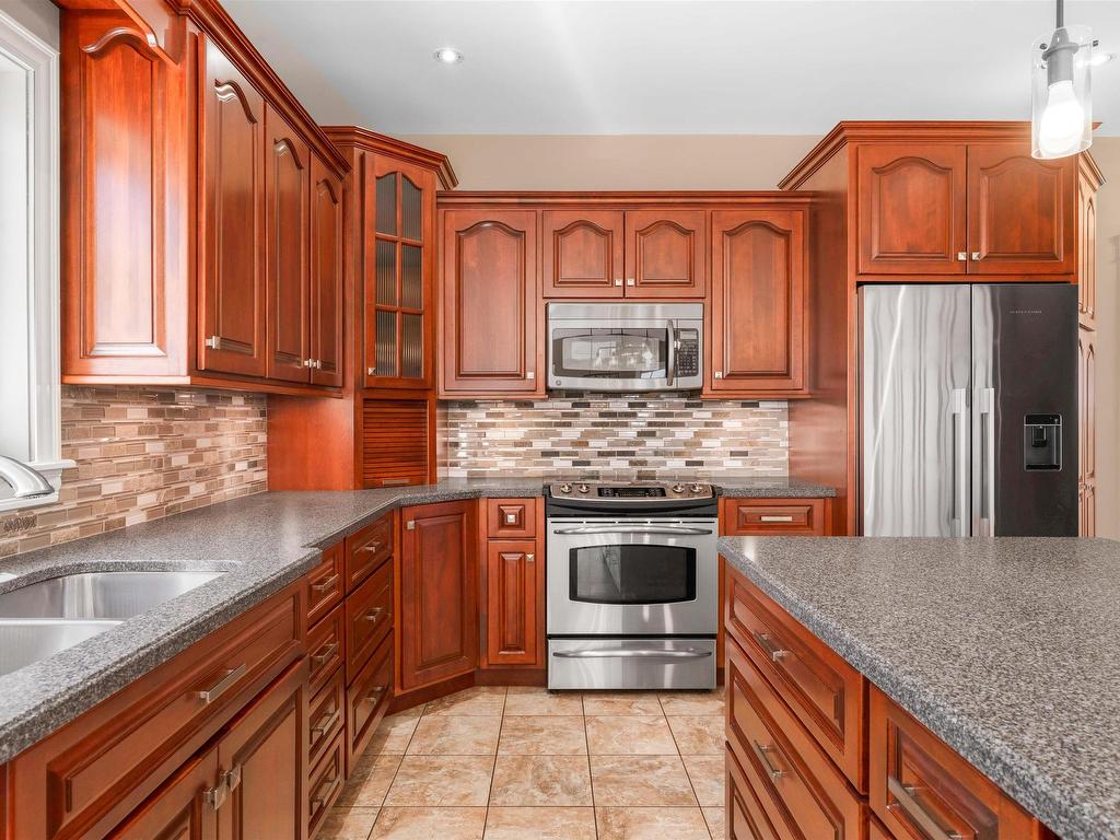 












5929 St Peters Road

,
St. Peter's,




PE
C0A 2A0

