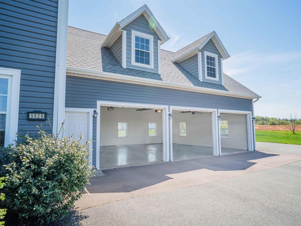 












5929 St Peters Road

,
St. Peter's,




PE
C0A 2A0


