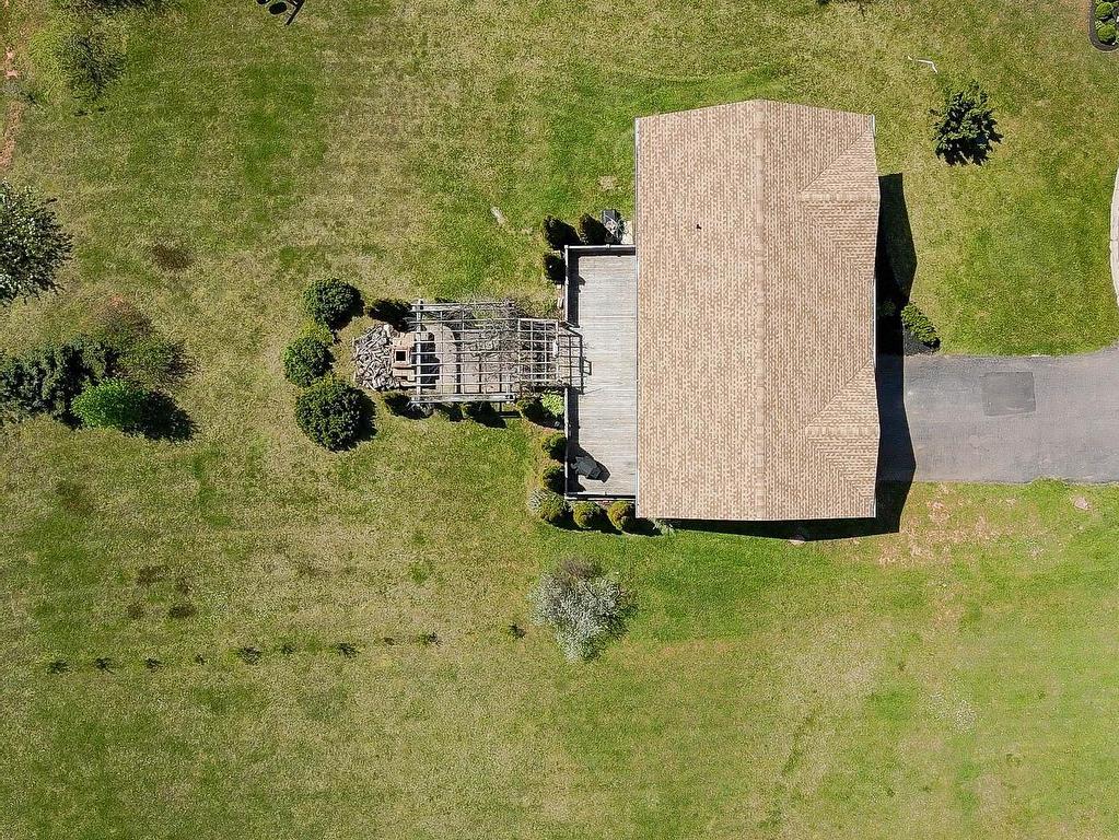 












46 Maclauchlan Drive

,
Stratford,




PE
C1B 1M2

