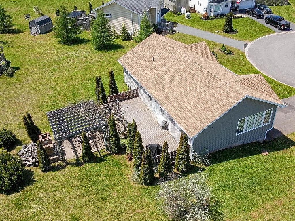 












46 Maclauchlan Drive

,
Stratford,




PE
C1B 1M2

