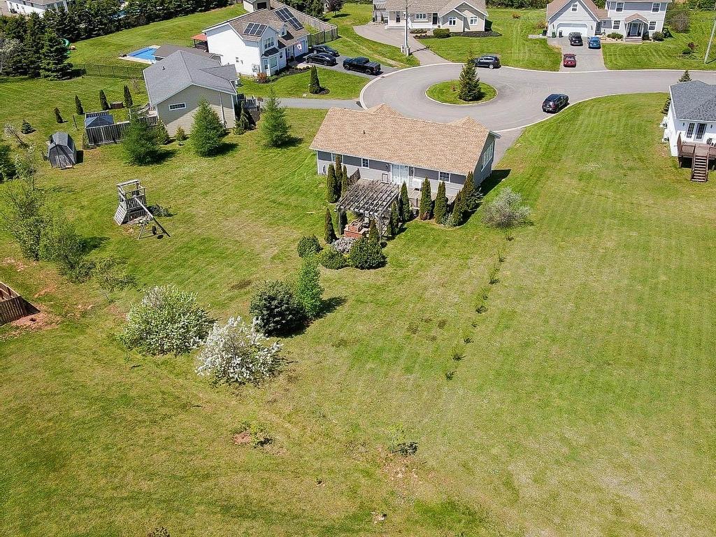 












46 Maclauchlan Drive

,
Stratford,




PE
C1B 1M2

