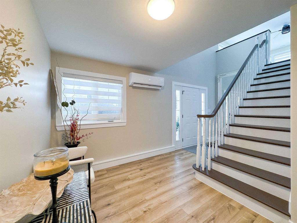 












46 Maclauchlan Drive

,
Stratford,




PE
C1B 1M2


