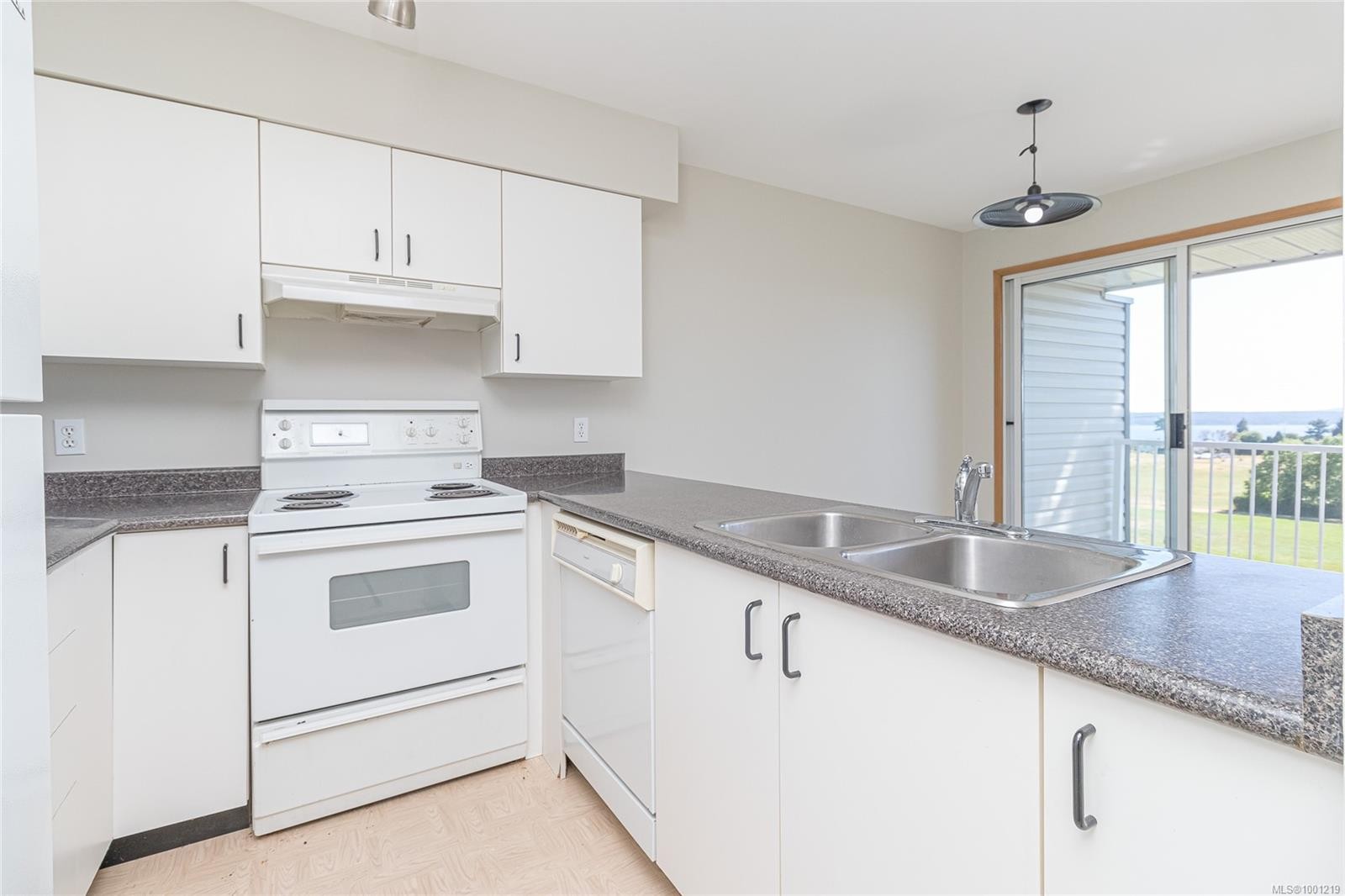 









9916


Daniel

St, 306,
Chemainus,




BC
V0R 1K1

