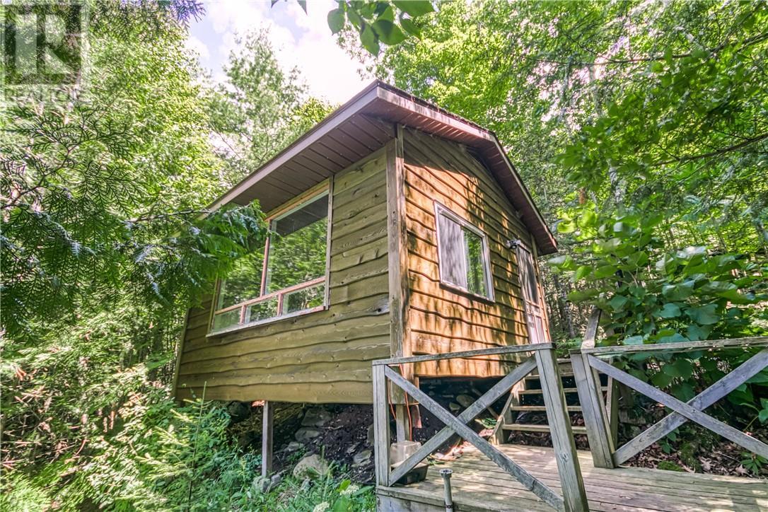 












199 Trillium Trail

,
Tehkummah, Manitoulin Island,




Ontario
P0P2C0

