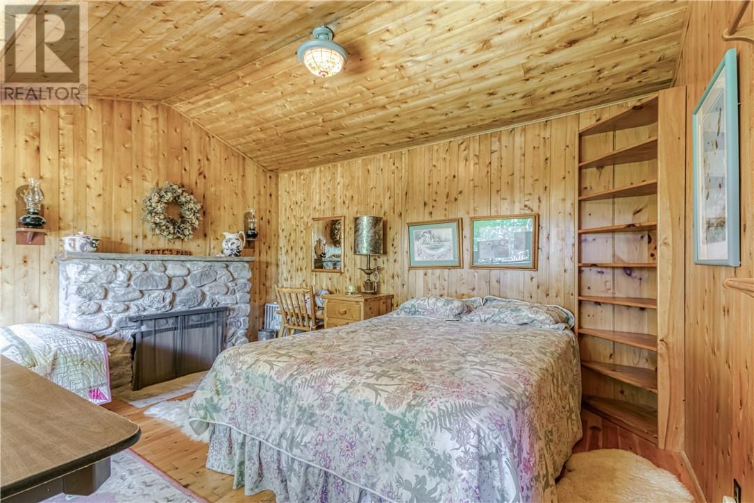 












199 Trillium Trail

,
Tehkummah, Manitoulin Island,




Ontario
P0P2C0


