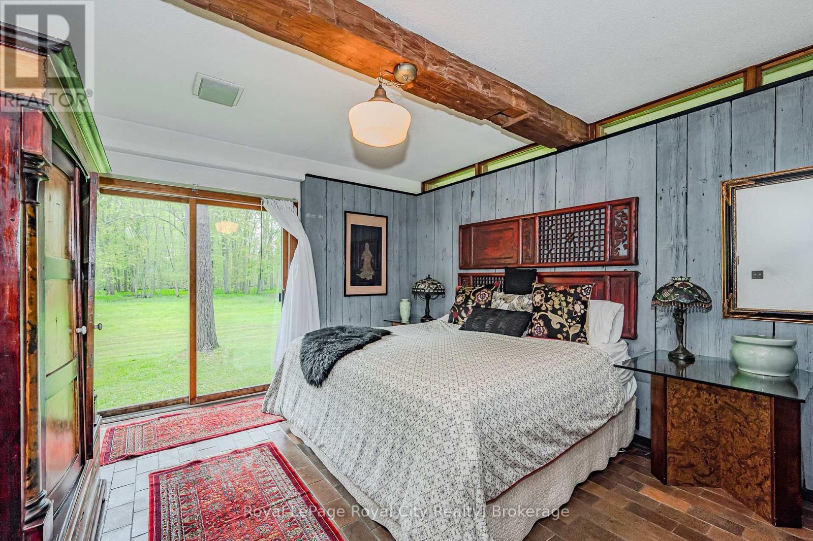 












1159 CAMPBELLVILLE ROAD

,
Milton,




Ontario
L0P1B0

