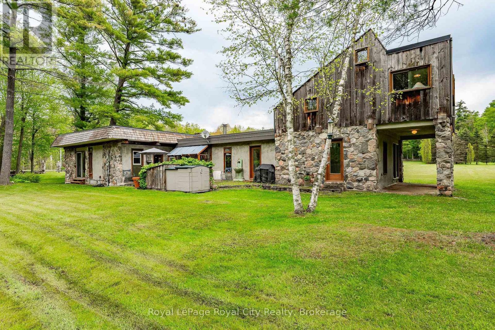 












1159 CAMPBELLVILLE ROAD

,
Milton,




Ontario
L0P1B0

