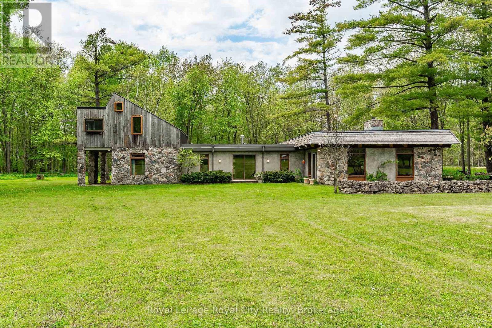 












1159 CAMPBELLVILLE ROAD

,
Milton,




Ontario
L0P1B0

