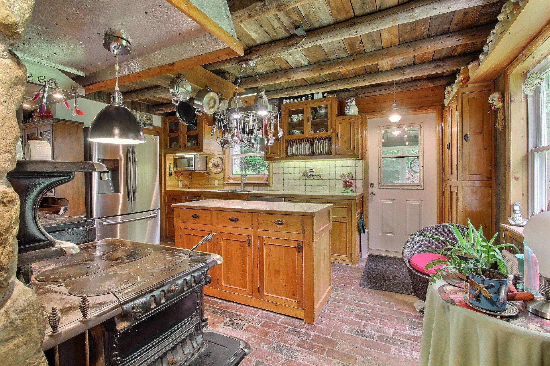 









235


Ch. de Fitch-Bay

,
Magog,




QC
J1X3W2

