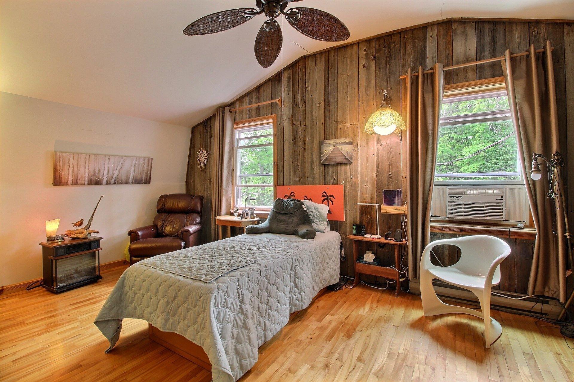 









235


Ch. de Fitch-Bay

,
Magog,




QC
J1X3W2

