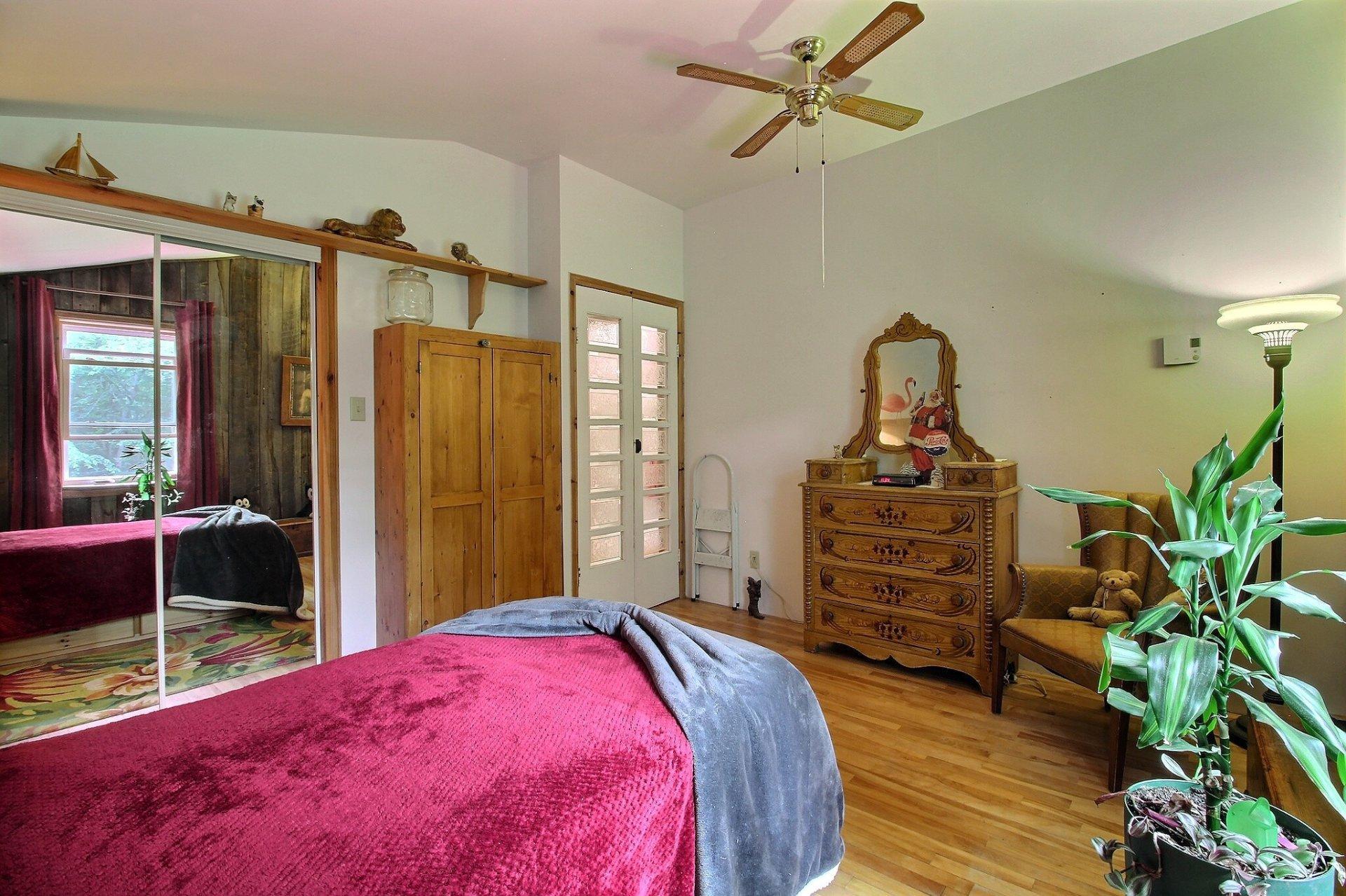 









235


Ch. de Fitch-Bay

,
Magog,




QC
J1X3W2

