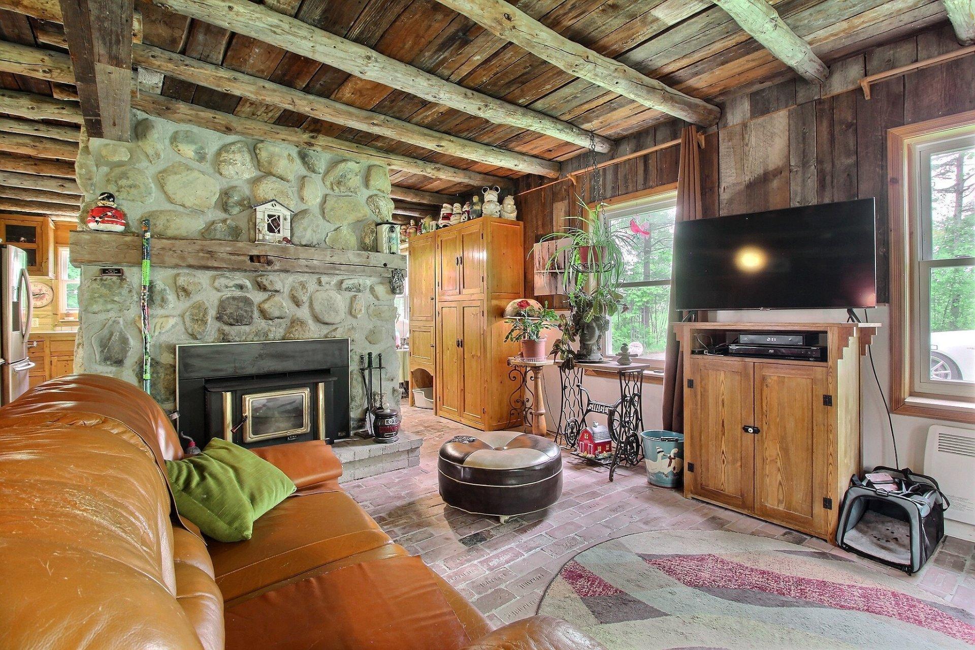 









235


Ch. de Fitch-Bay

,
Magog,




QC
J1X3W2

